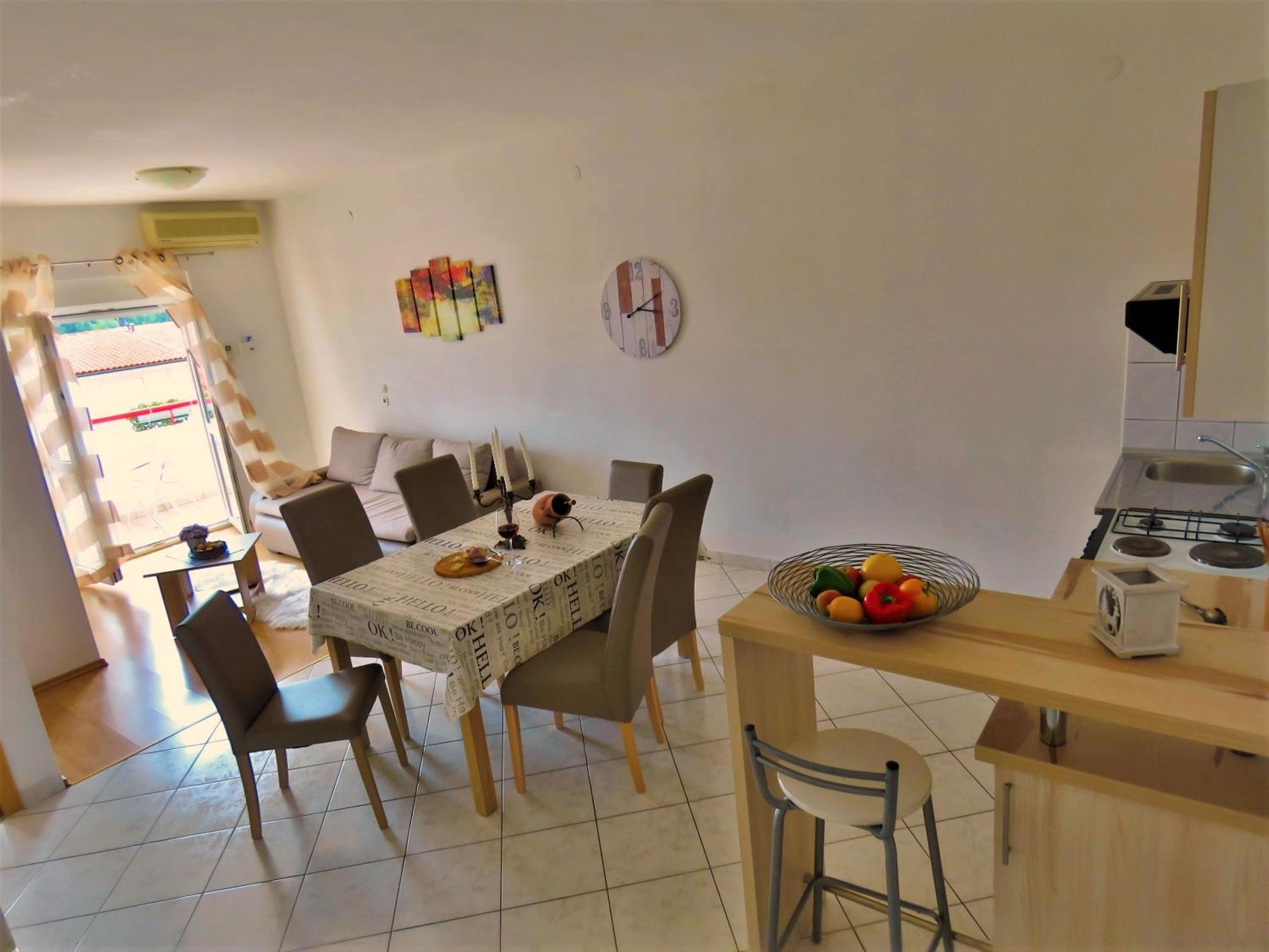Apartments Zvone Omiš Quarto foto