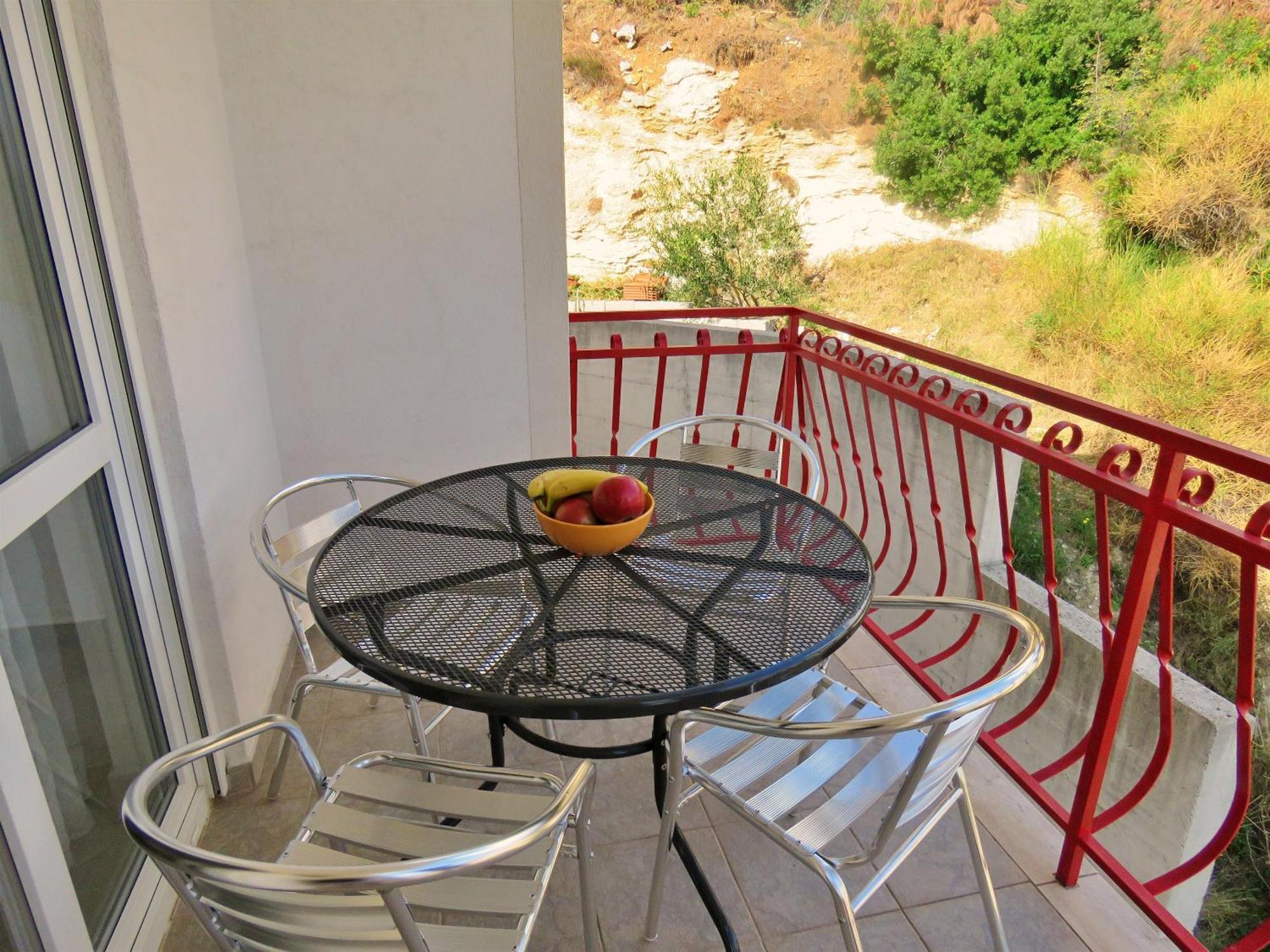 Apartments Zvone Omiš Quarto foto